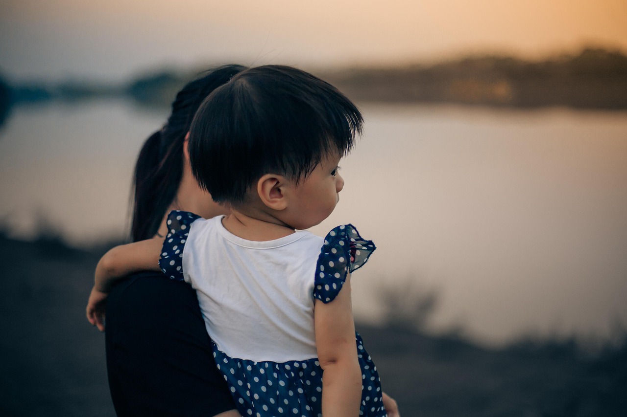 夫の浮気を乗り越えて離婚しないための条件とは？