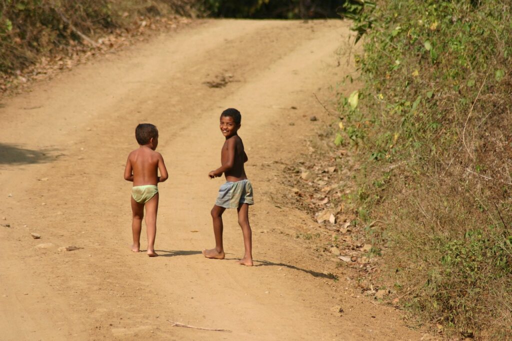 浮気調査を自分で行うためのグッズ活用法は？